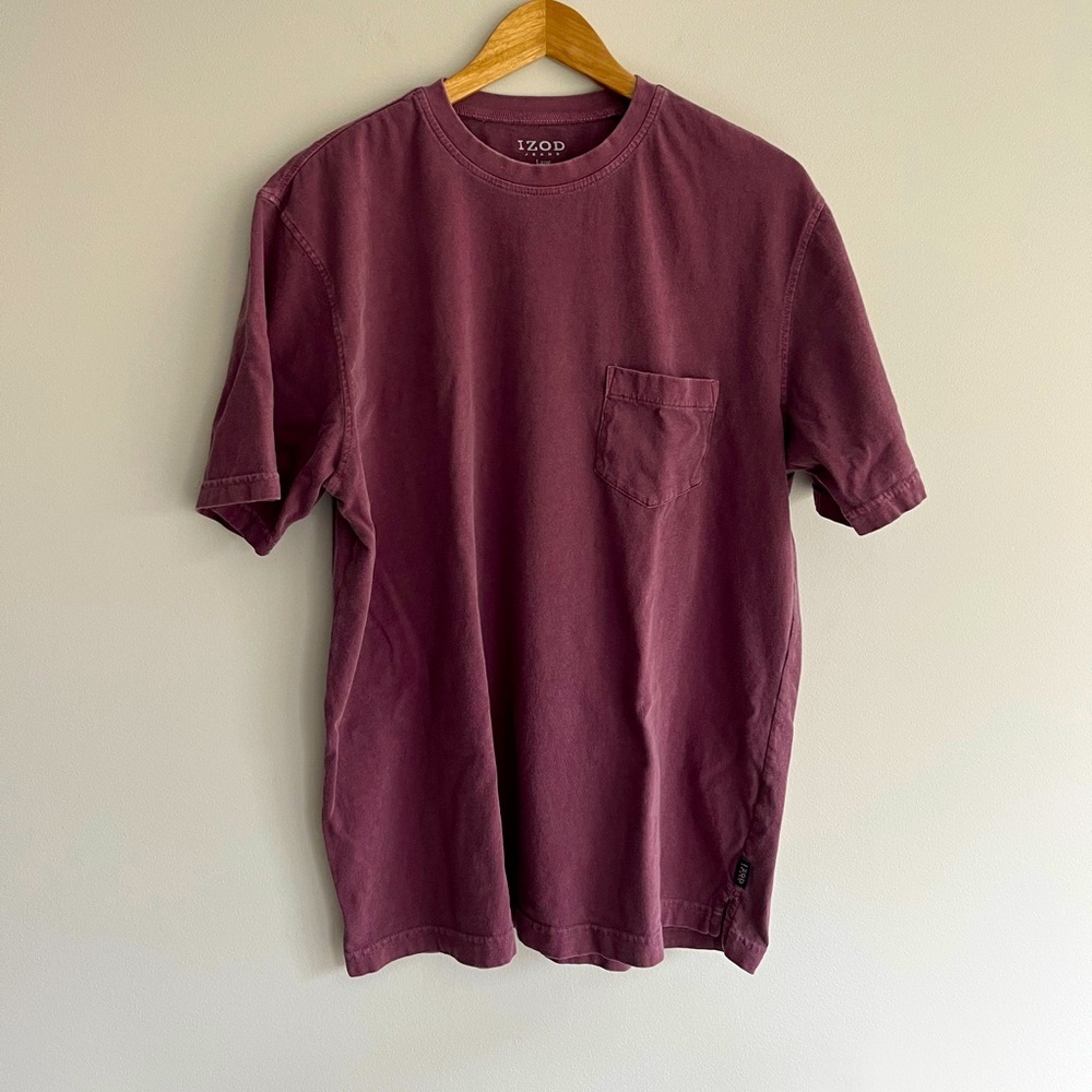 IZOD Men's Burgundy T-Shirt with pocket size L